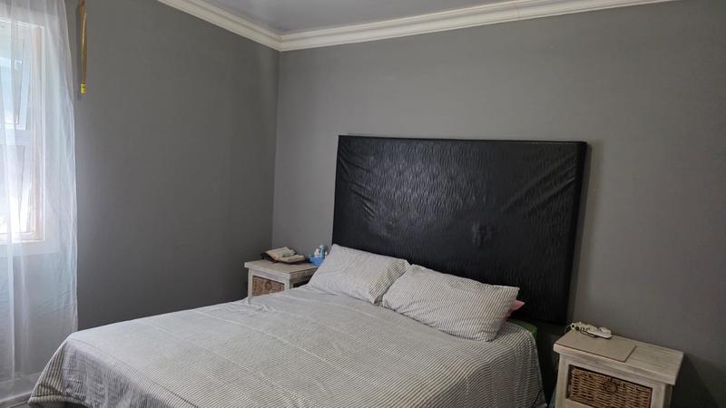 7 Bedroom Property for Sale in Albertinia Western Cape